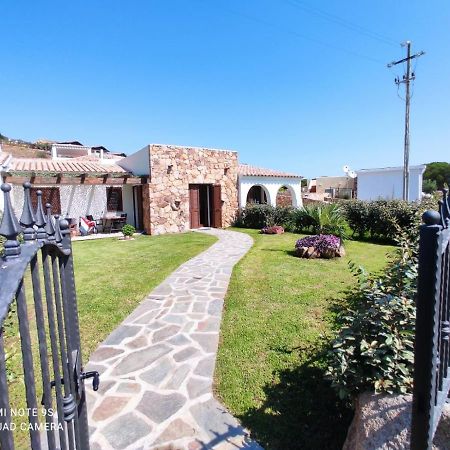 Dolce Casa Baia Sant'Anna - Будони Екстериор снимка